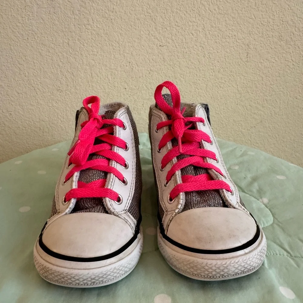 Converse Kids High-Top Sneakers with Pink and Gray Toddler size 10